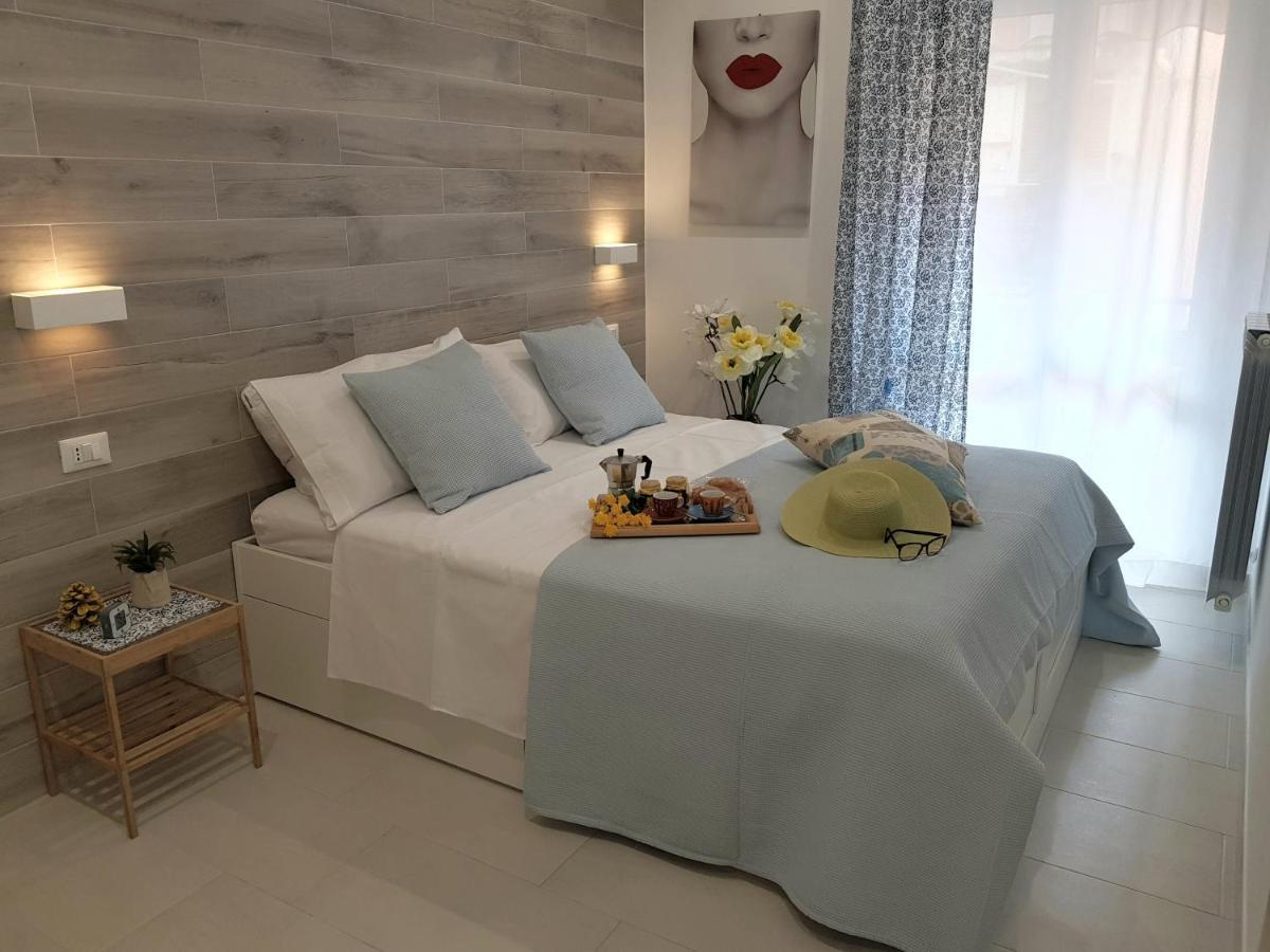 Martin Holiday Apartments Джардини Наксос Екстериор снимка